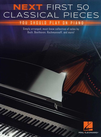Omslag till Next First Classical Pieces notboken med 50 enklare arrangemang för piano